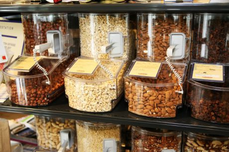 N&uuml;sse in der mass-greisslerei.at