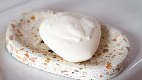 Seife am Seifenteller