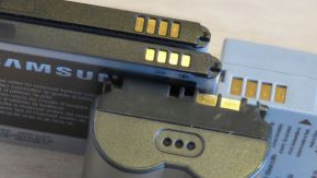Li-Ionen-Akkus aus Mobiltelefonen und Fotoapparaten
