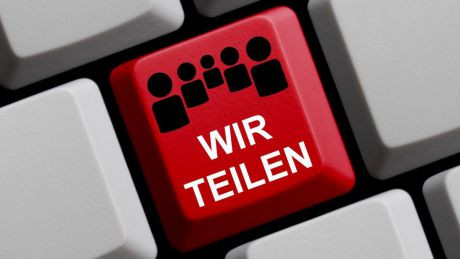 Bild vergrößern Teilen-Taste auf einer Computertastatur